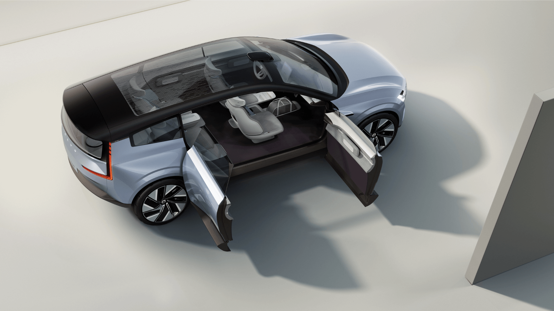 The Volvo Concept Recharge