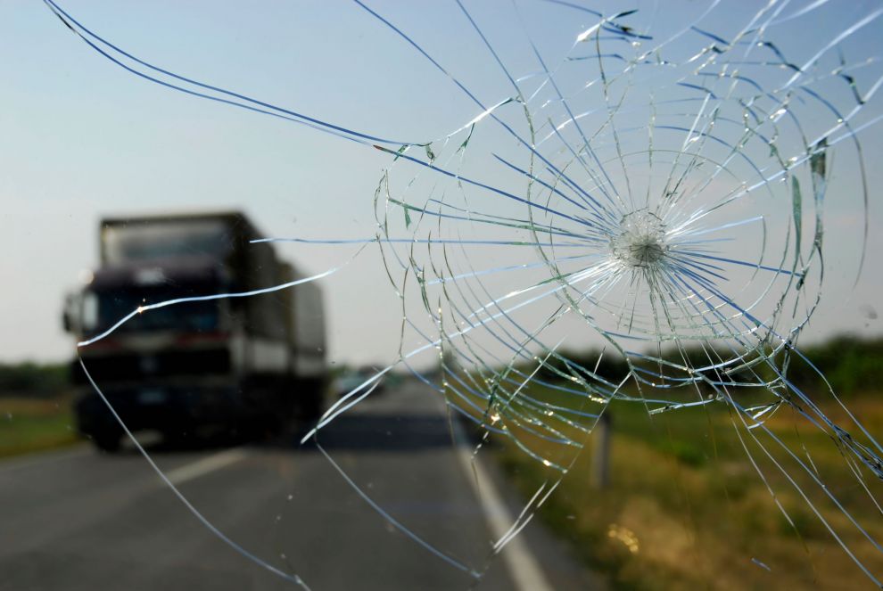 Why is it important to repair windshield damage immediately
