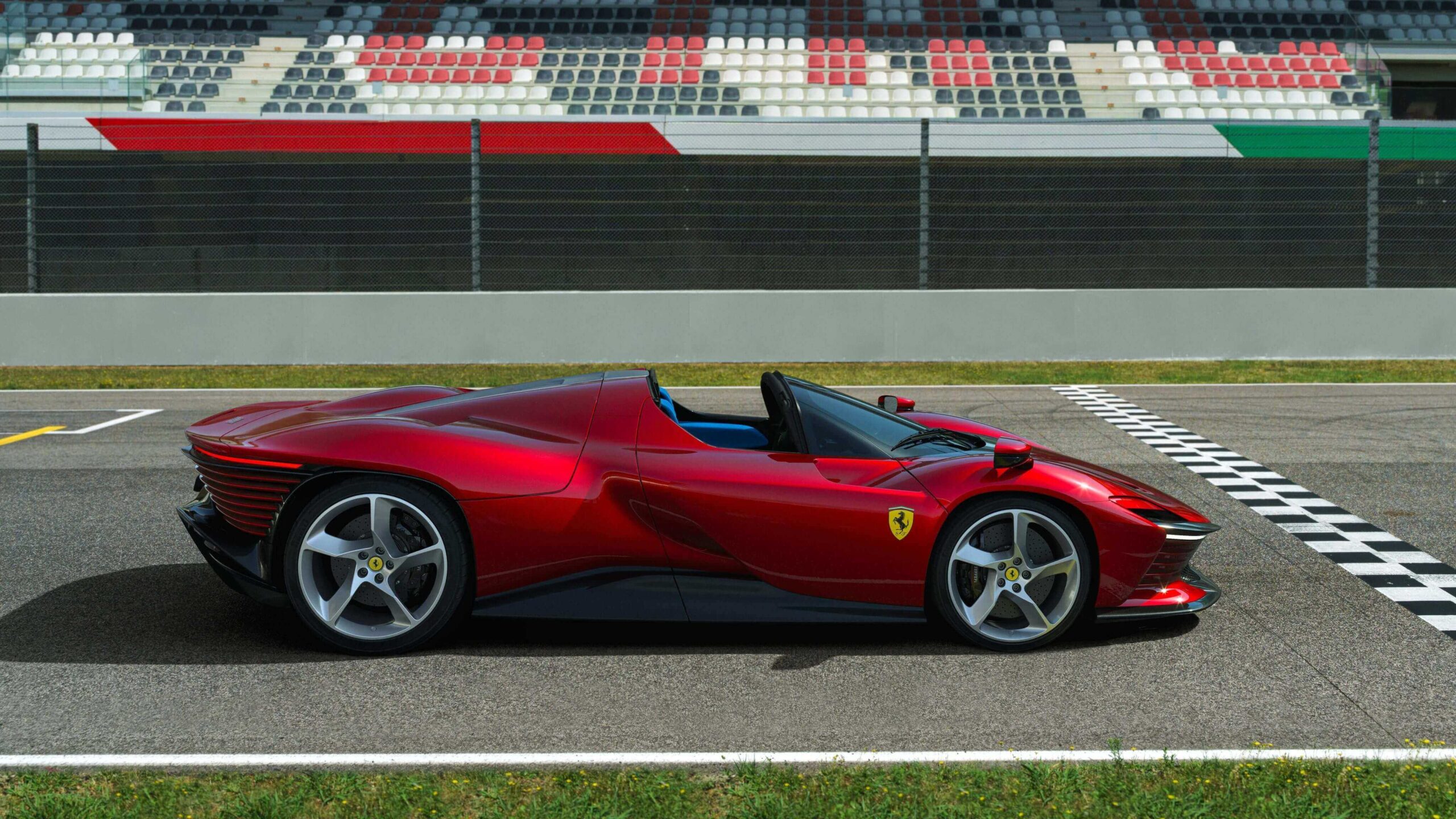 Ferrari Daytona SP3: inspired by legends