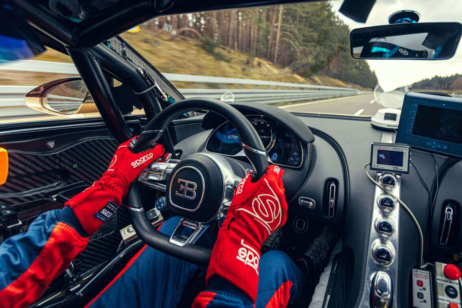 The Bugatti Chiron proud legacy: the first road car to achieve 1,500 HP