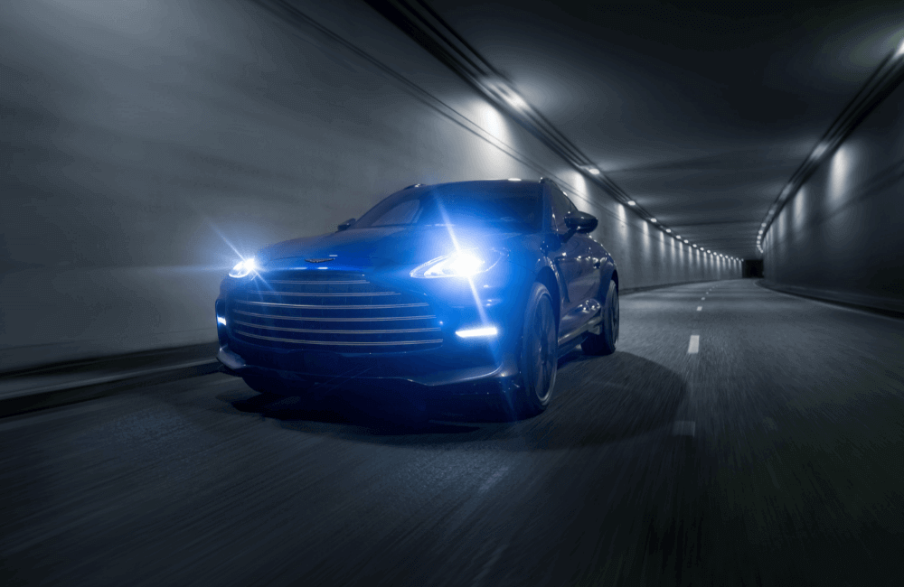 Aston Martin DBX707: exclusive SUV performance and driving pleasure