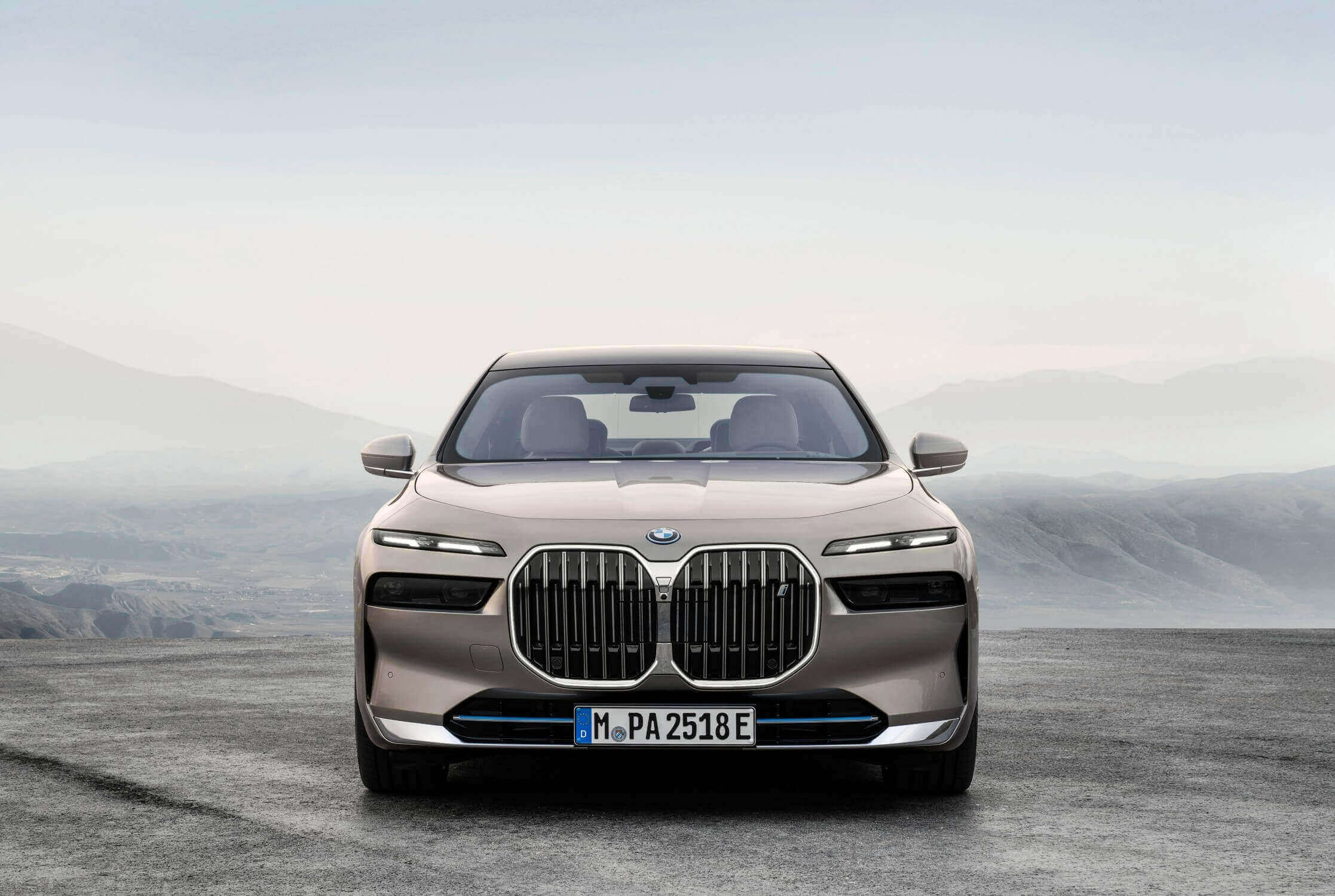 The 2022 BMW 7 Series: the technological offensive of the new Bavarian flagship