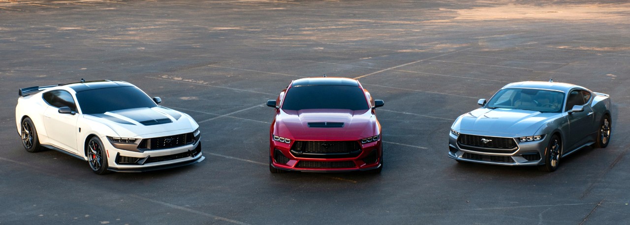 2023 Ford Mustang Dark Horse: a menacing beast on the streets and on the track
