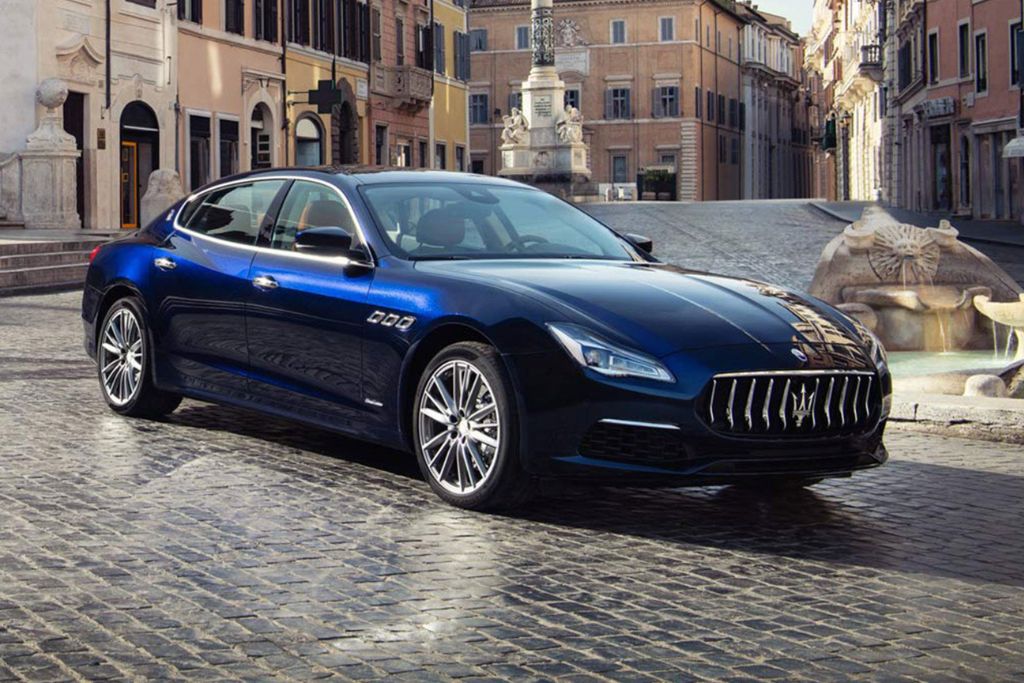 Luxury Cars that Define Style and Sophistication